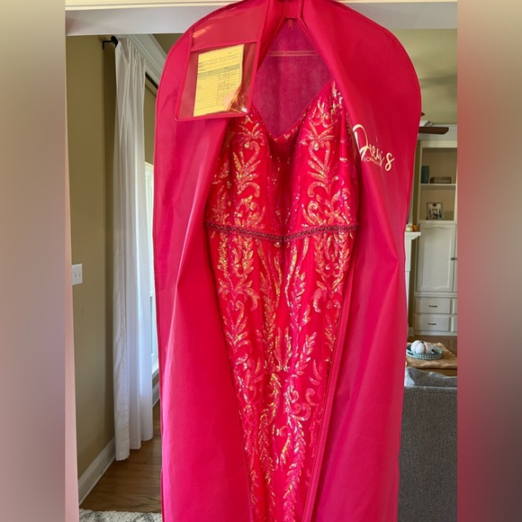 2Cute by J. Micheal’s Pink Formal Dress with Dust Bag
*Prom * Mardi Gras - Picture 14 of 15